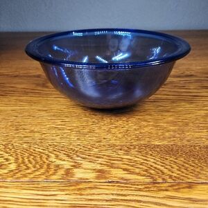 Pyrex 323 mixing bowl